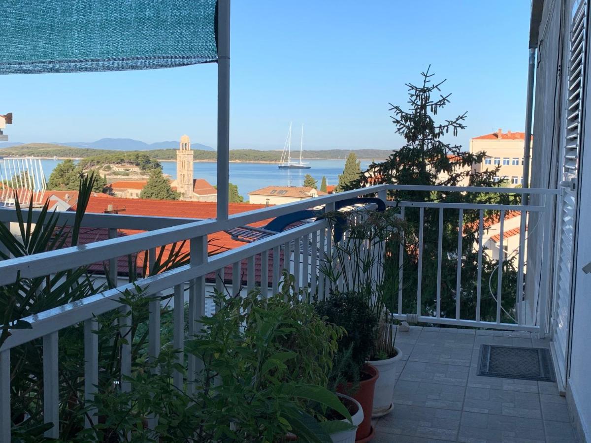 Apartment Elena 40 M2 With Beautiful Wide Sea Views 3 Stars Hvar Town Exterior photo