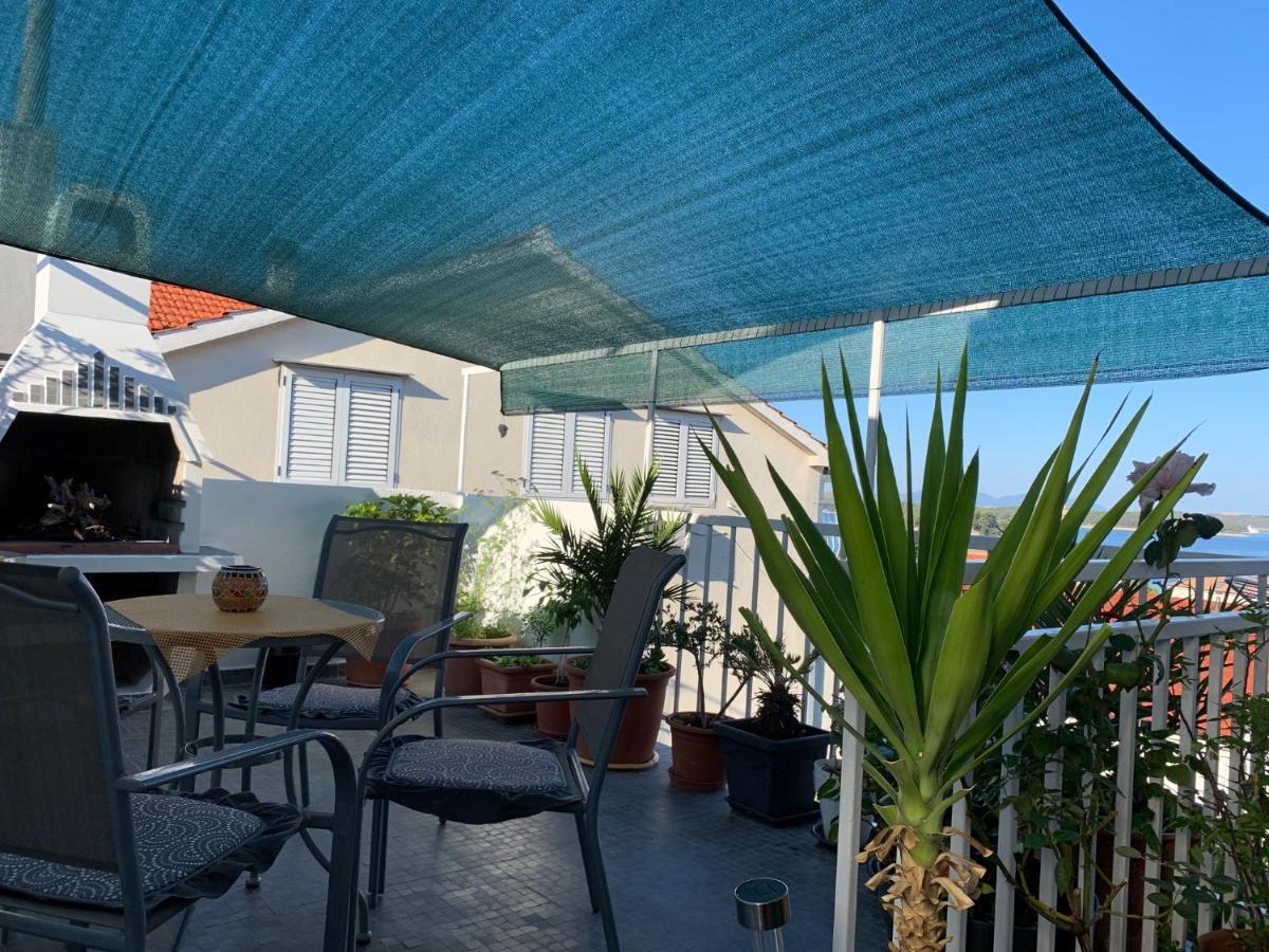 Apartment Elena 40 M2 With Beautiful Wide Sea Views 3 Stars Hvar Town Exterior photo